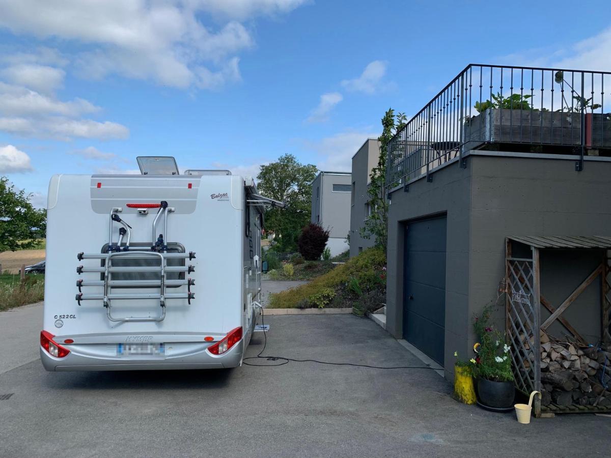 C&C Motorhome/Rv/Caravan/Van Park La Sonnaz المظهر الخارجي الصورة